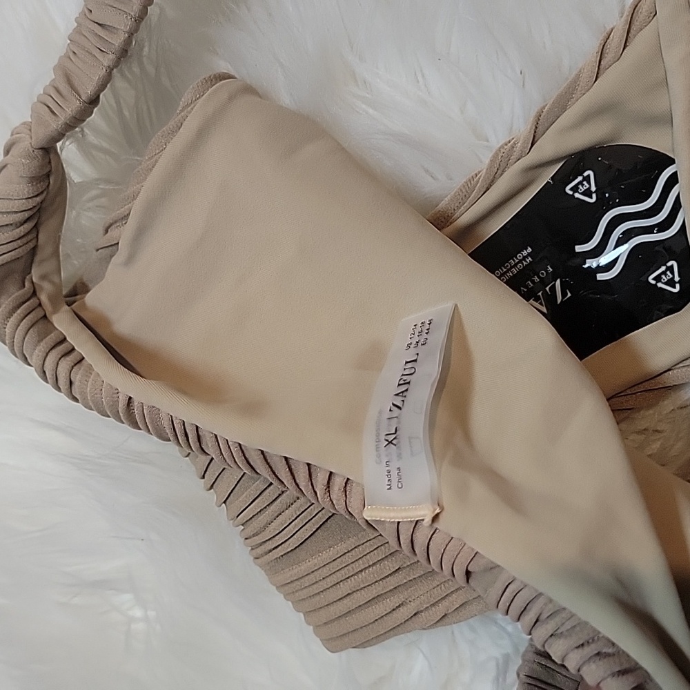 Zaful | Textured Bikini Set - Picture 6 of 9